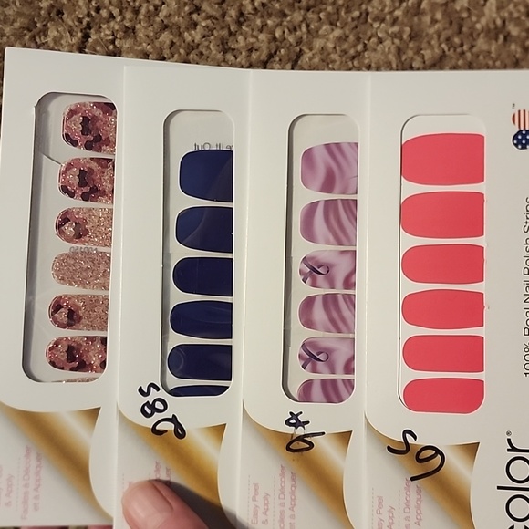 Set of 4 Colorstreet Nailstrips - Picture 1 of 6